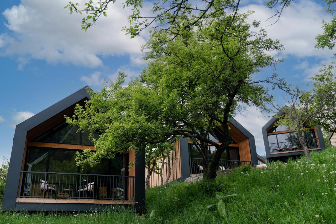 Qazaq Auyl Eco Hotel อัลมาตี ภายนอก รูปภาพ