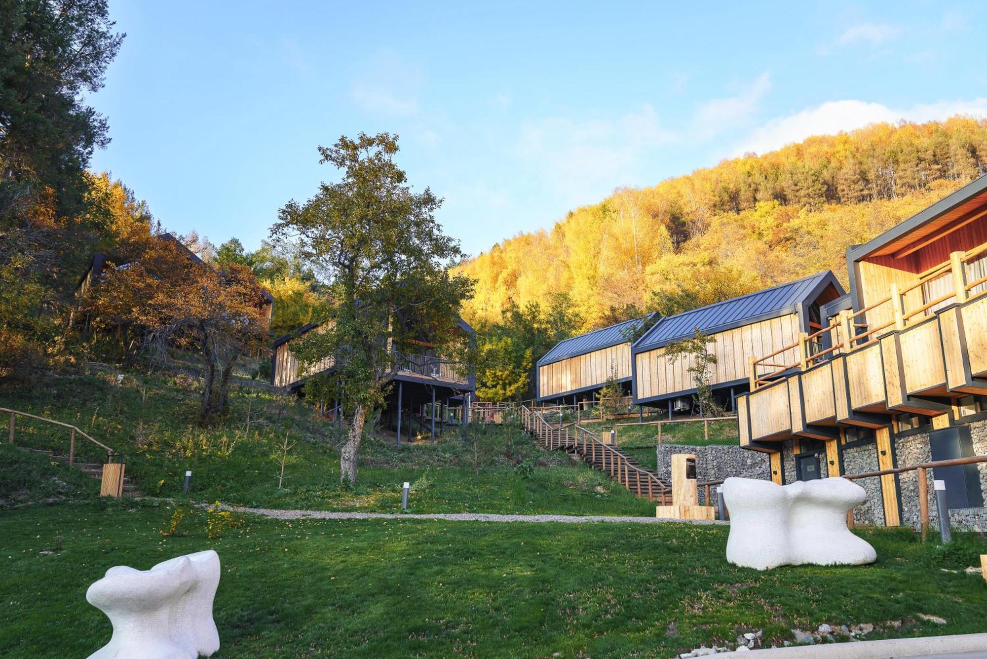 Qazaq Auyl Eco Hotel อัลมาตี ภายนอก รูปภาพ