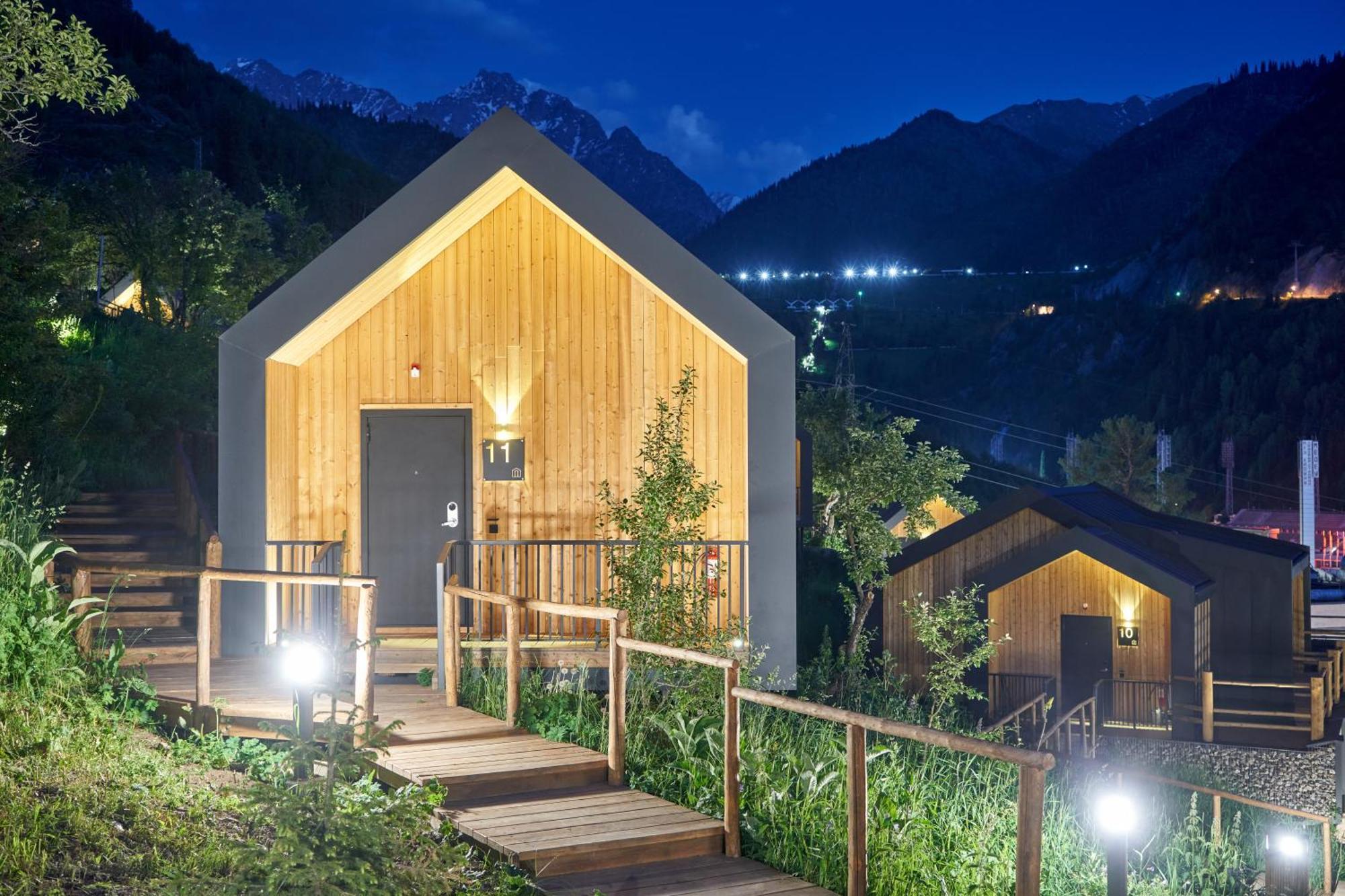 Qazaq Auyl Eco Hotel อัลมาตี ภายนอก รูปภาพ