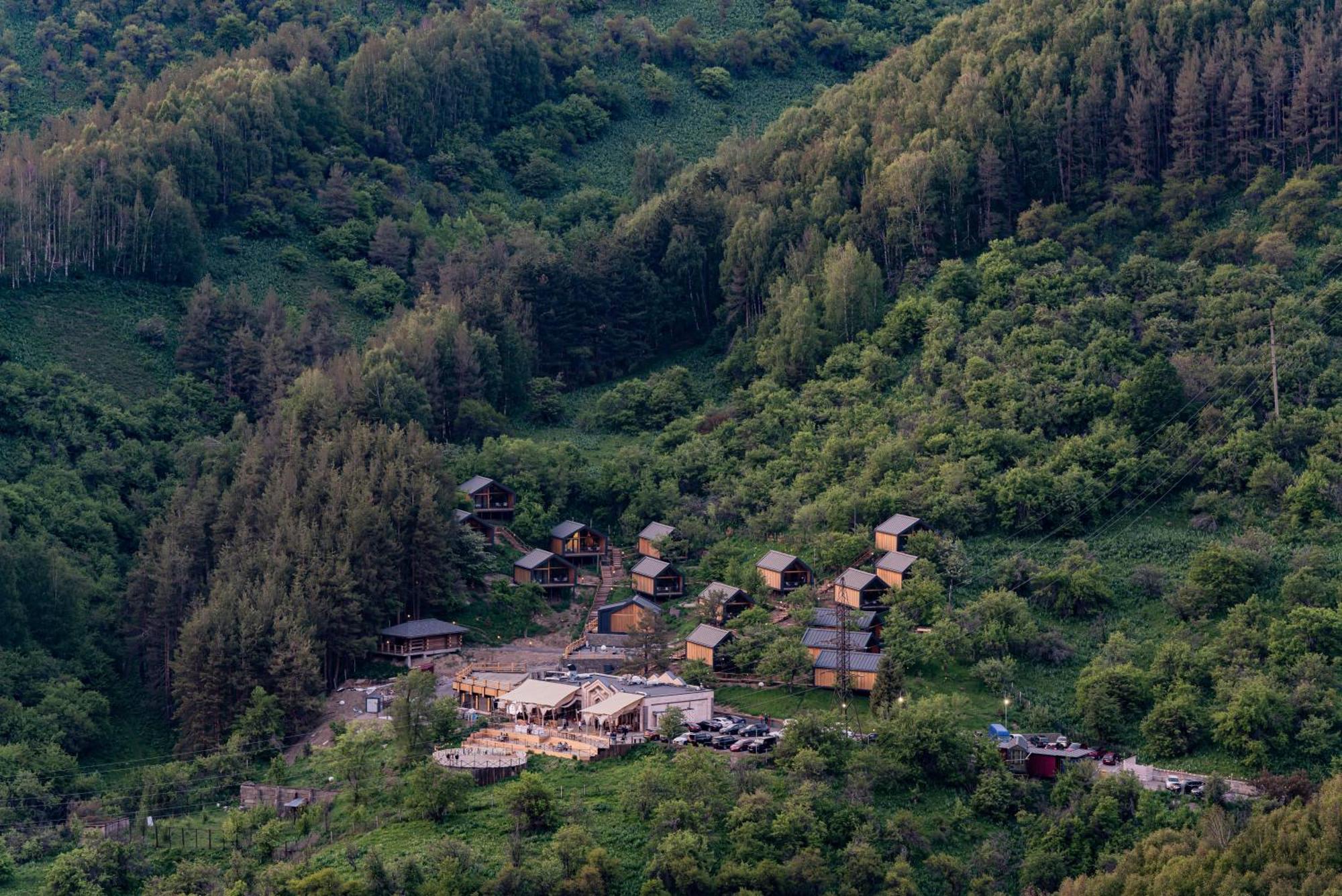 Qazaq Auyl Eco Hotel อัลมาตี ภายนอก รูปภาพ